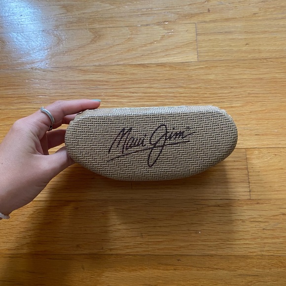 Maui Jim Sunglasses - Picture 2 of 7